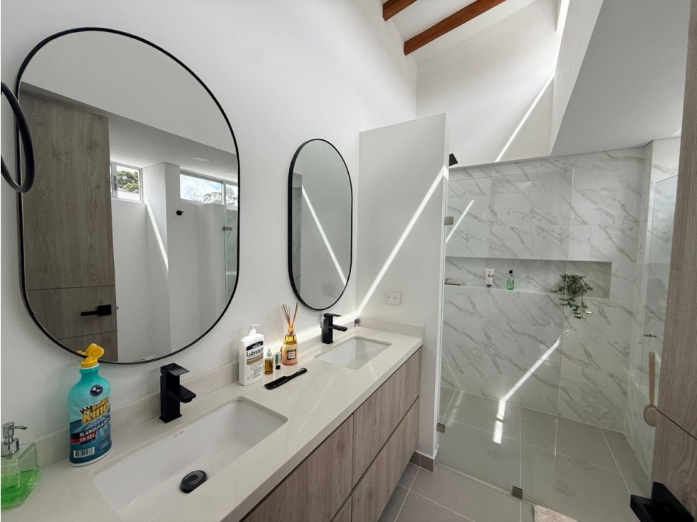 CASA MODERNA EN VENTA EN RIONEGRO SECTOR EXCLUSIVO — foto 6