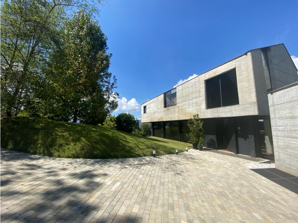 VENTA ARRIENDO CASA FINCA EN LA CEJA, DISEÑO ÚNICO, HERMOSOS PAISAJES — foto 3
