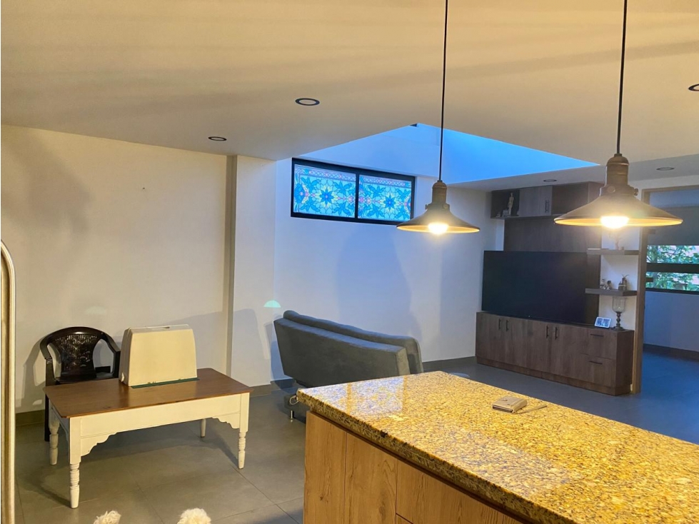 HERMOSA E ILUMINADA CASA EN EL RETIRO, EN UNIDAD CERRADA — foto 4