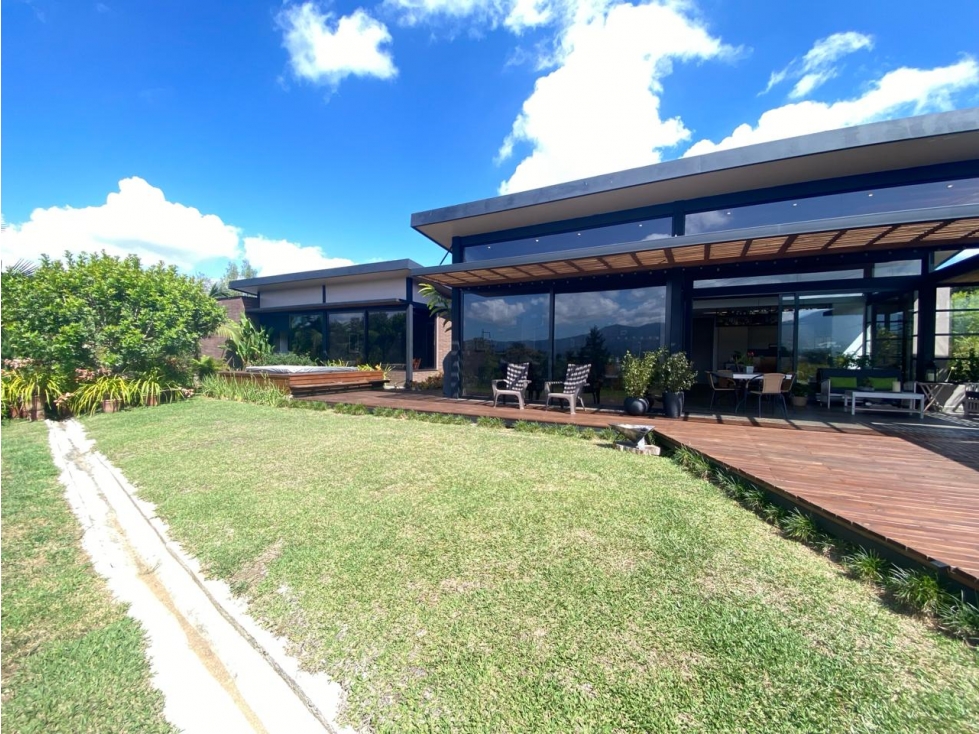 Venta espectacular casa ubicada en La Ceja, Antioquia — foto 3