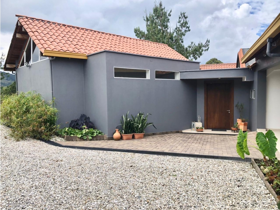 VENTA FINCA EL RETIRO, EN PARCELACIÓN CERCA DEL PUEBLO — foto 2