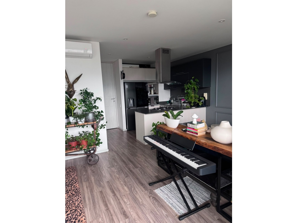 APARTAMENTO DE LUJO EN PISO ALTO CON VISTA PANORAMICA