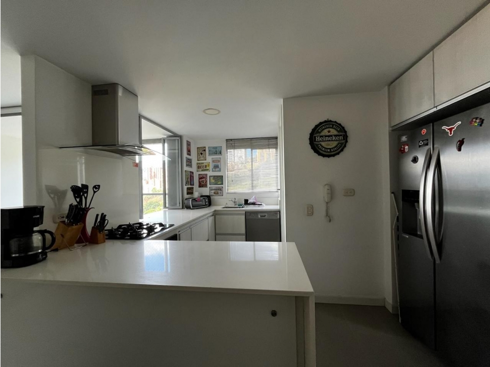 APARTAMENTO EN VENTA, EN EL POBLADO PARTE BAJA LAS PALMAS — foto 5