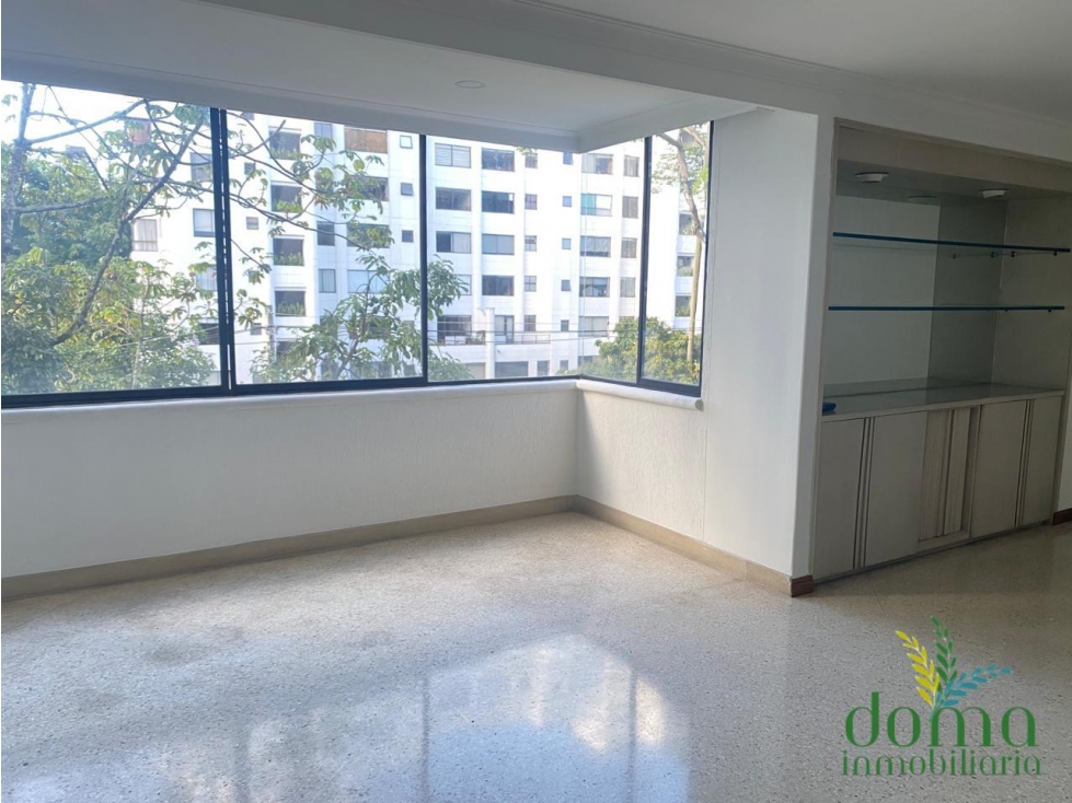 VENTA Y ARRIENDO APARTAMENTO EN PARTE BAJA DE EL POBLADO EXCELENTE! — foto 6