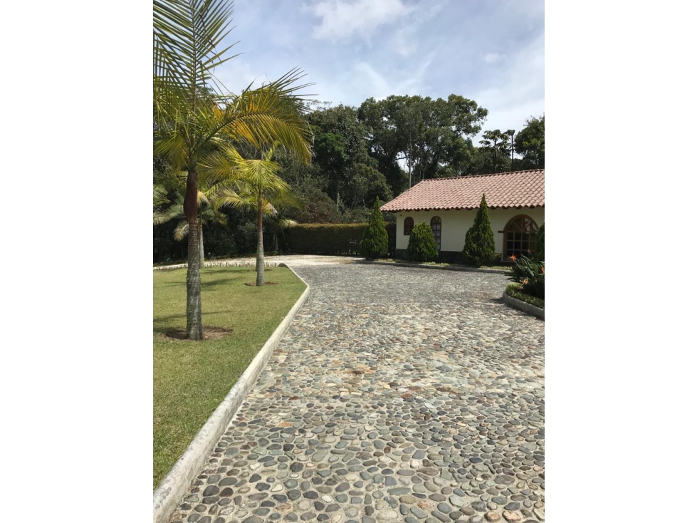 VENTA EXCLUSIVA CASA EN ENVIGADO con posiblidad de hacer otra vivienda — foto 3