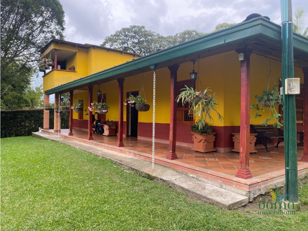 FINCA EN RIONEGRO PARA USO RESIDENCIAL O COMERCIAL