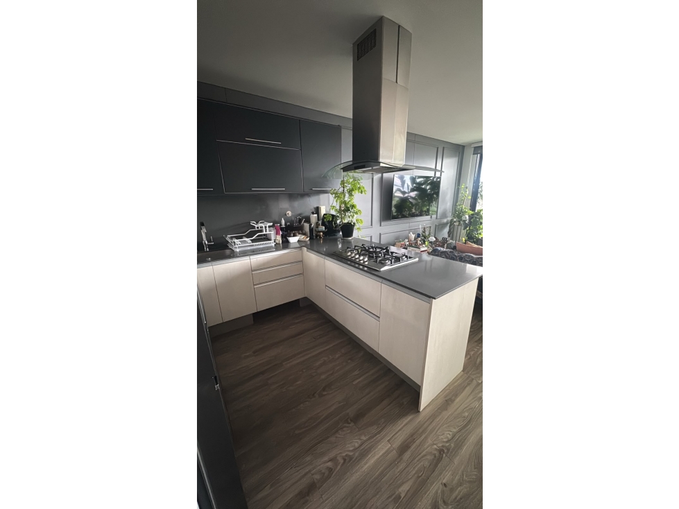 APARTAMENTO DE LUJO EN PISO ALTO CON VISTA PANORAMICA — foto 2