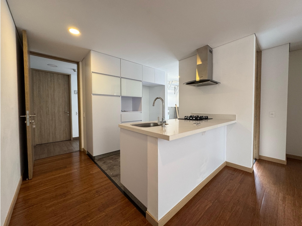 EN VENTA APARTAMENTO EN EL POBLADO