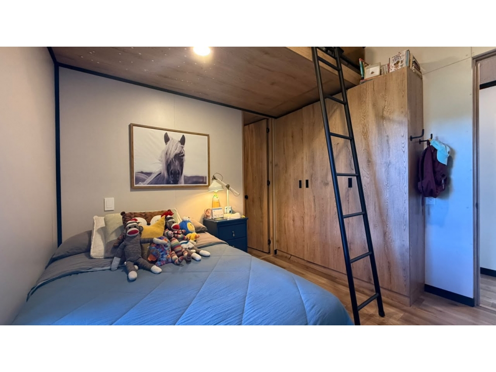 OPORTUNIDAD EN EL RETIRO CHALET Y LOTE CON VISTA PANORÁMICA — foto 4