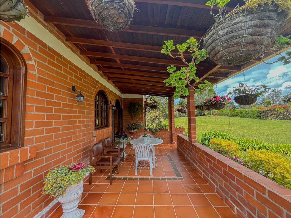Venta de casa campestre en Santa Elena — foto 4