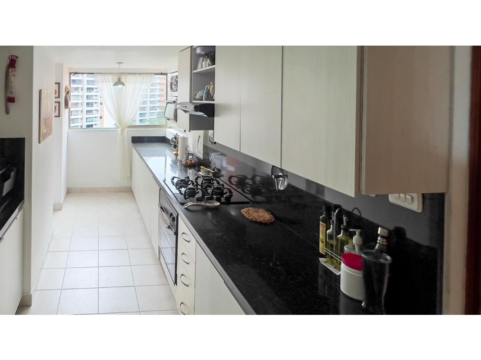 Apartamento en Unidad Cerrada, Poblado, Sector Los Balsos — foto 6