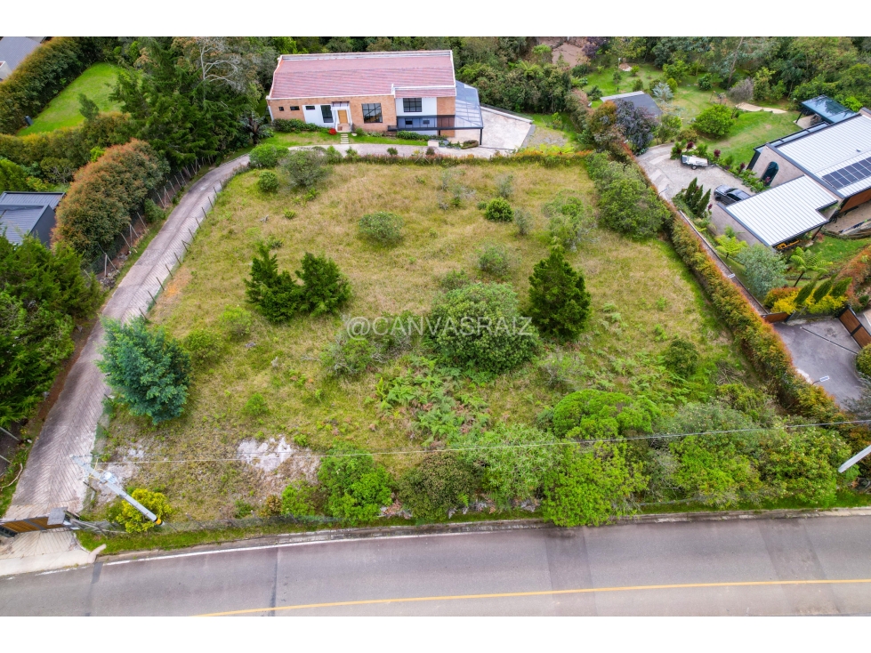 VENTA DE LOTE INDEPENDIENTE ALTO DE PALMAS