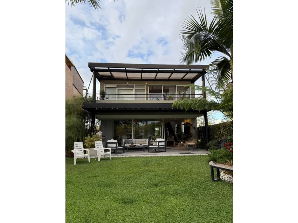 VENTA DE CASA EN CONDOMINIO LLANOGRANDE