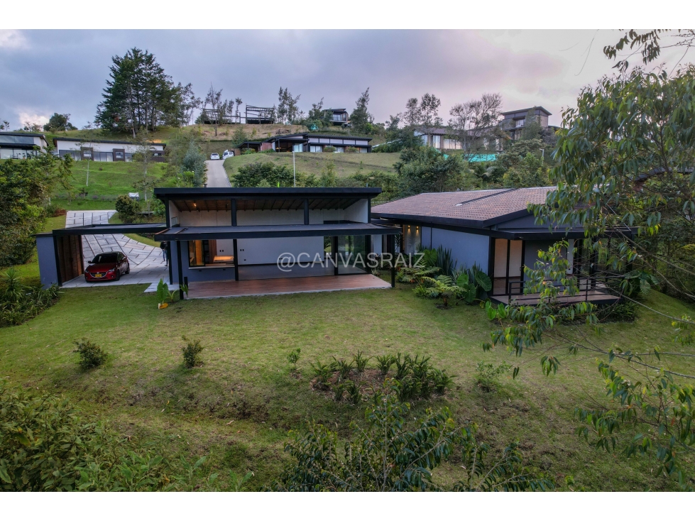 CASA CAMPESTRE MODERNA PARA ESTRENAR EN EL RETIRO