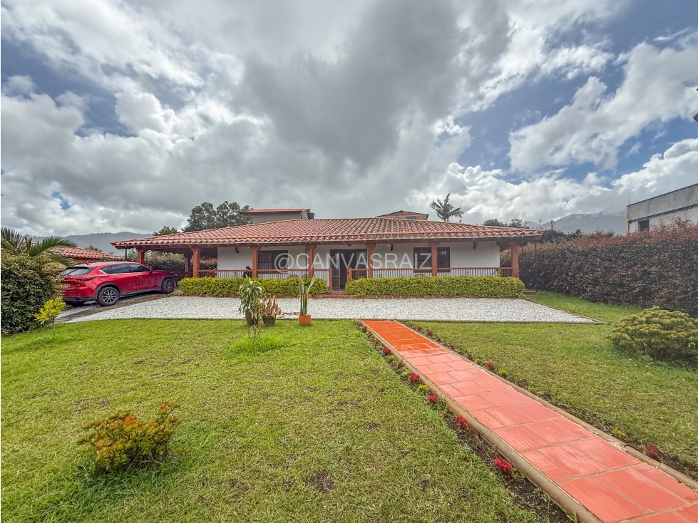 Casa Campestre en Parcela Privada en El Carmen de Viboral