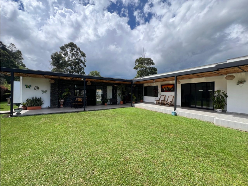 VENTA DE FINCA INDEPENDIENTE EN LA CEJA SECTOR EL TAMBO