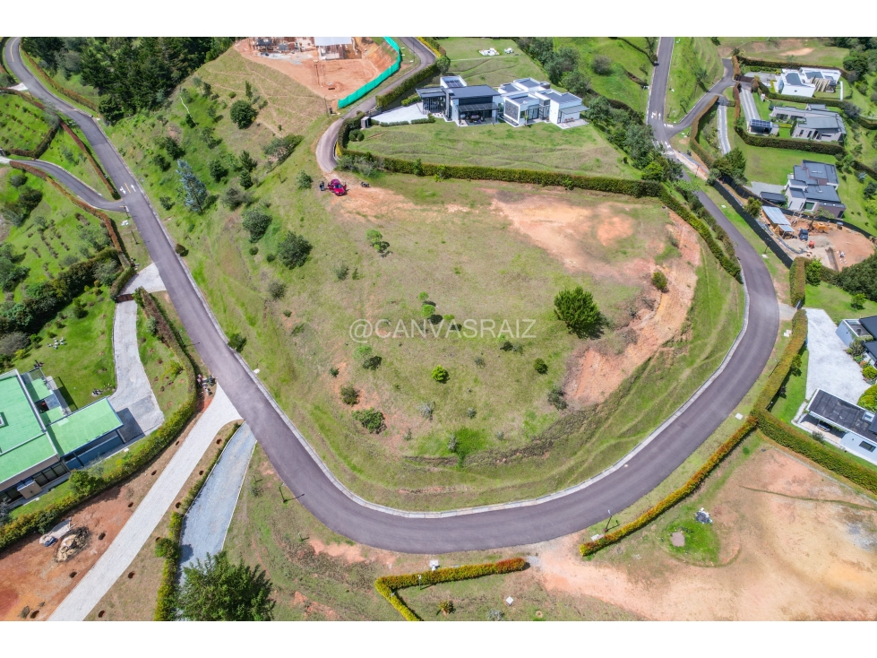 VENTA DE LOTE EN PARCELACIÓN EN EL RETIRO