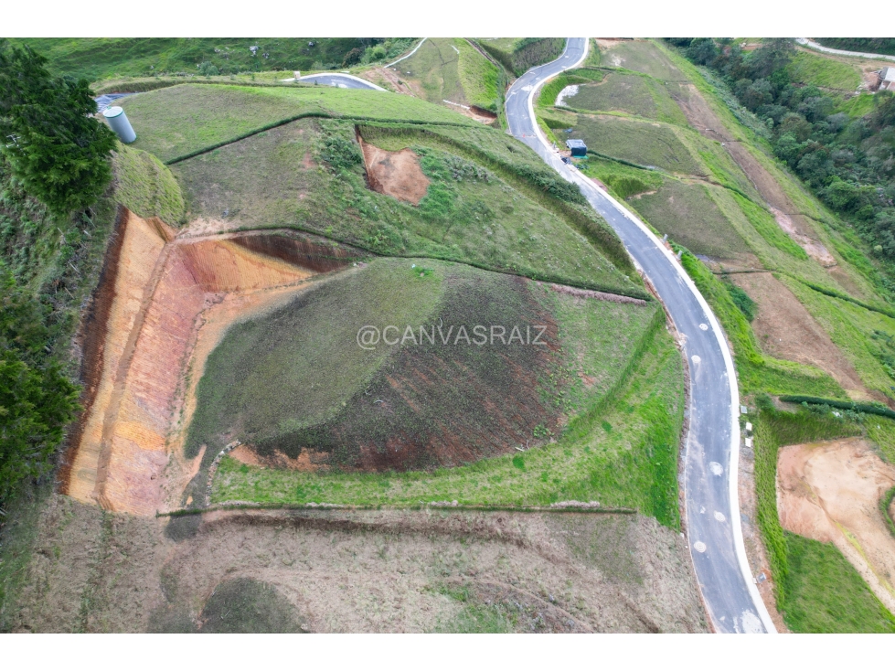 VENTA DE LOTE CAMPESTRE CON VISTA PANORÁMICA EN EL RETIRO 