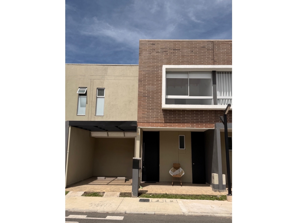 VENTA DE CASA EN UNIDAD CERRADA LA CEJA - 1