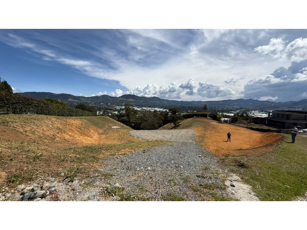 EN VENTA LOTE EN PARCELACIÓN CON VISTA HACIA EL MUNICIPIO DE LA CEJA - 3