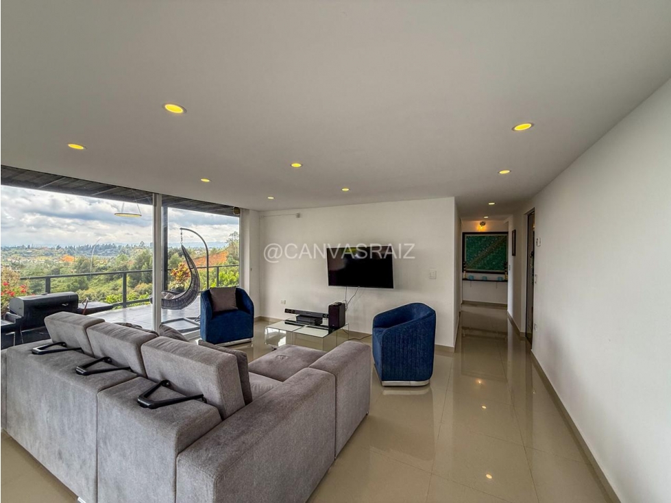 Venta de Casa Campestre en Condominio Sector Aeropuerto - 3