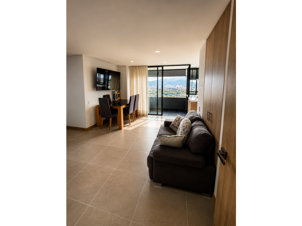 Venta de Apartamento en El Poblado, Sector Las Palmas — foto 2
