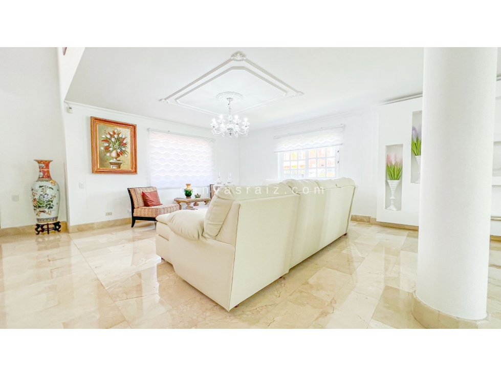 Venta de Casa en El Poblado Loma del Tesoro — foto 6