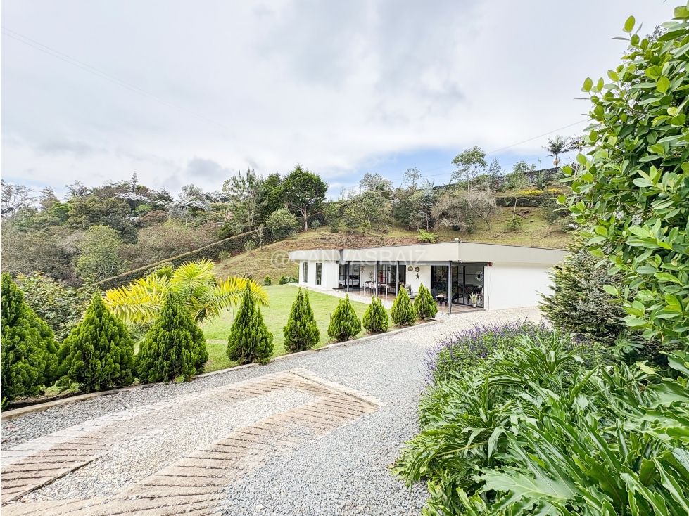 Casa Campestre en Arriendo Rionegro Vereda El Carmín — foto 2