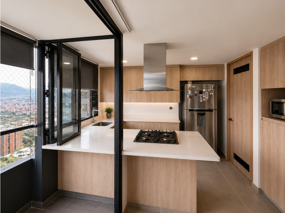 Venta de Apartamento en El Poblado, Sector Las Palmas — foto 3