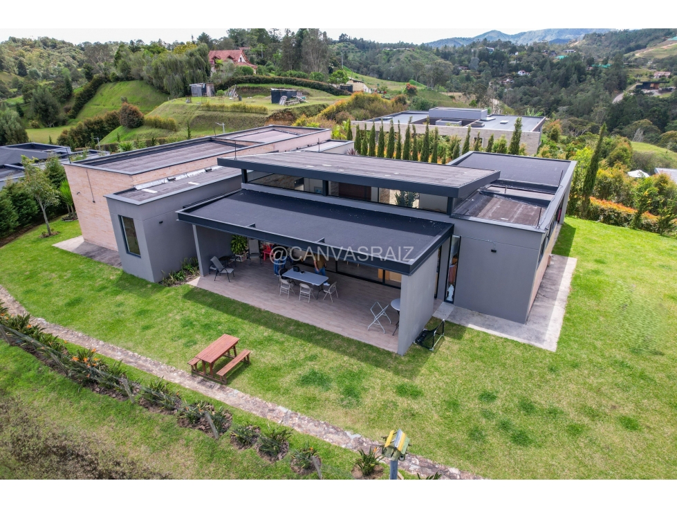 VENTA DE CASA CAMPESTRE EN PARCELACIÓN EL RETIRO