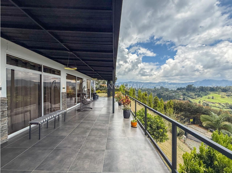 Venta de Casa Campestre en Condominio Sector Aeropuerto - 5