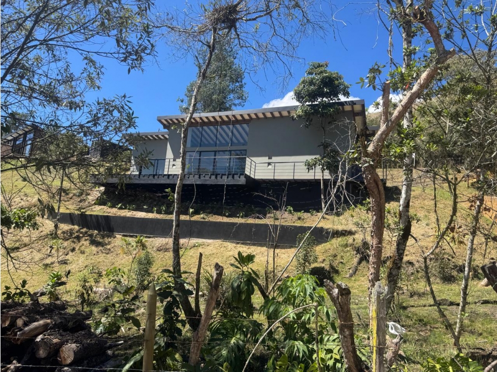CASA CAMPESTRE PARA ESTRENAR