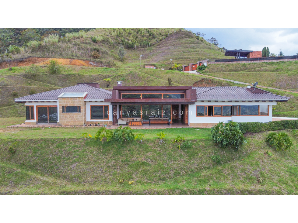 Casa Campestre en Condominio Pontezuela Rionegro