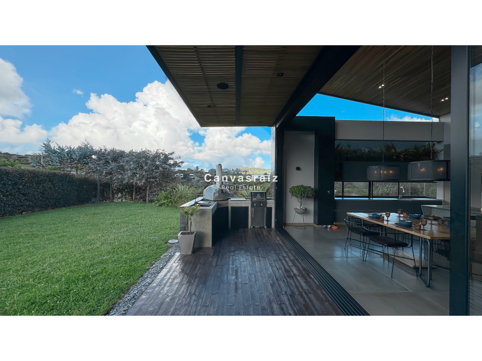 Venta de Casa Campestre en Unidad Cerrada Envigado — foto 5