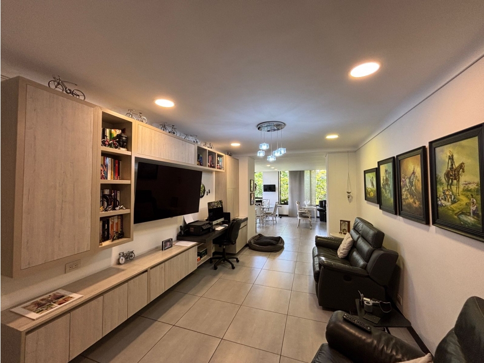 Venta de Apartamento Remodelado El Poblado, Sector el Tesoro — foto 6