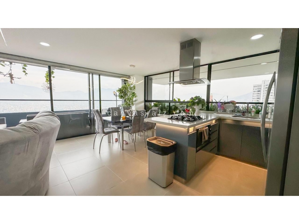 Venta Apartamento Amoblado con Vista Panorámica Las Palmas — foto 2