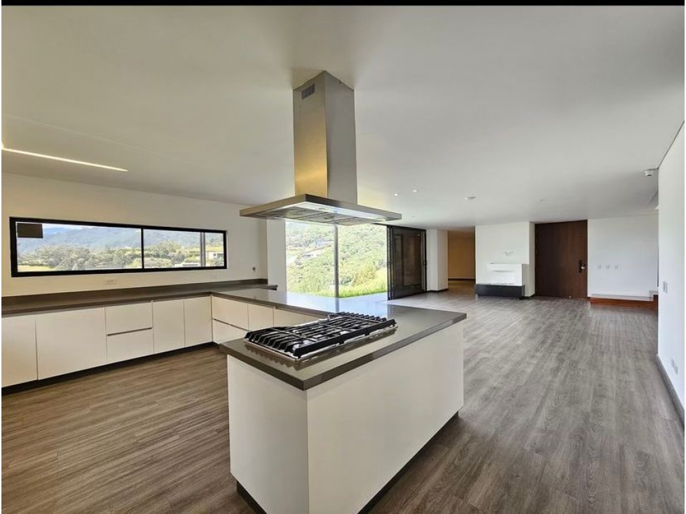 Venta de Casa Unidad Cerrada en el Alto de Las Palmas — foto 2