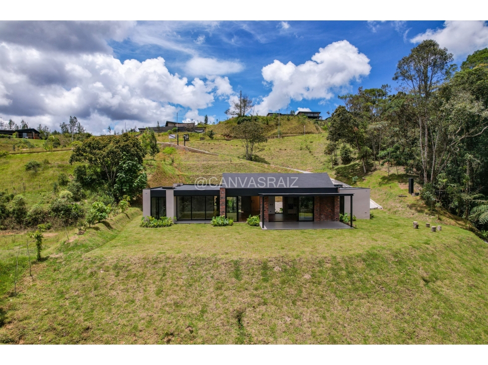 Casa Campestre para Estrenar en Parcelación El Retiro — foto 2