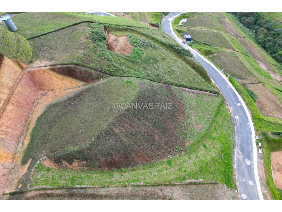 VENTA DE LOTE CAMPESTRE CON VISTA PANORÁMICA EN EL RETIRO — foto 2