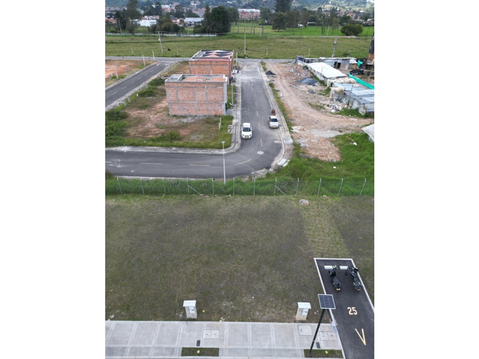 LOTE URBANO EN UNIDAD CERRADA LA CEJA — foto 2