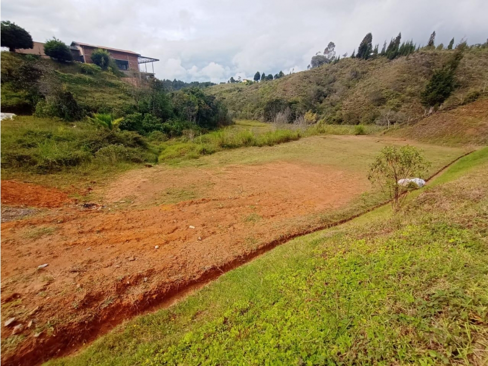 LOTE EN UNIDAD CERRADA SECTOR AEROPUERTO — foto 2