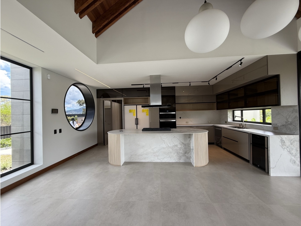 Casa campestre en parcelación vía San Antonio - La Ceja — foto 2