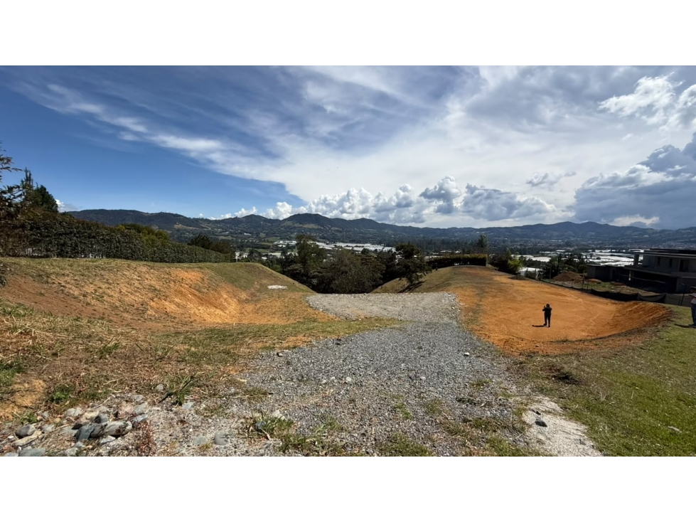 EN VENTA LOTE EN PARCELACIÓN CON VISTA HACIA EL MUNICIPIO DE LA CEJA - 2