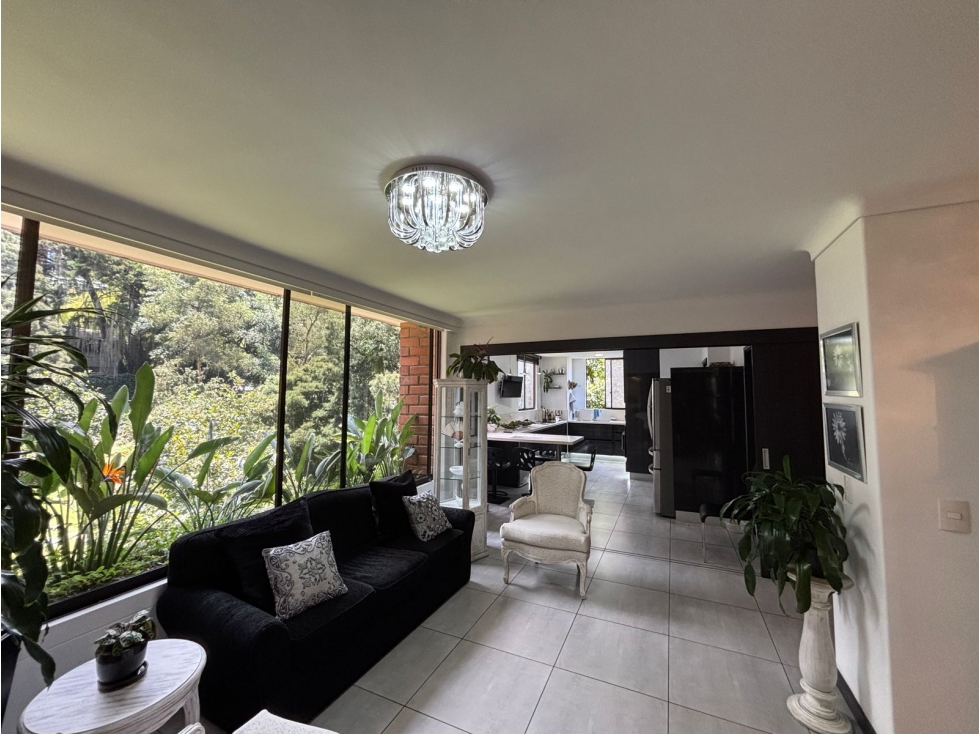 Venta de Apartamento Remodelado El Poblado, Sector el Tesoro — foto 4