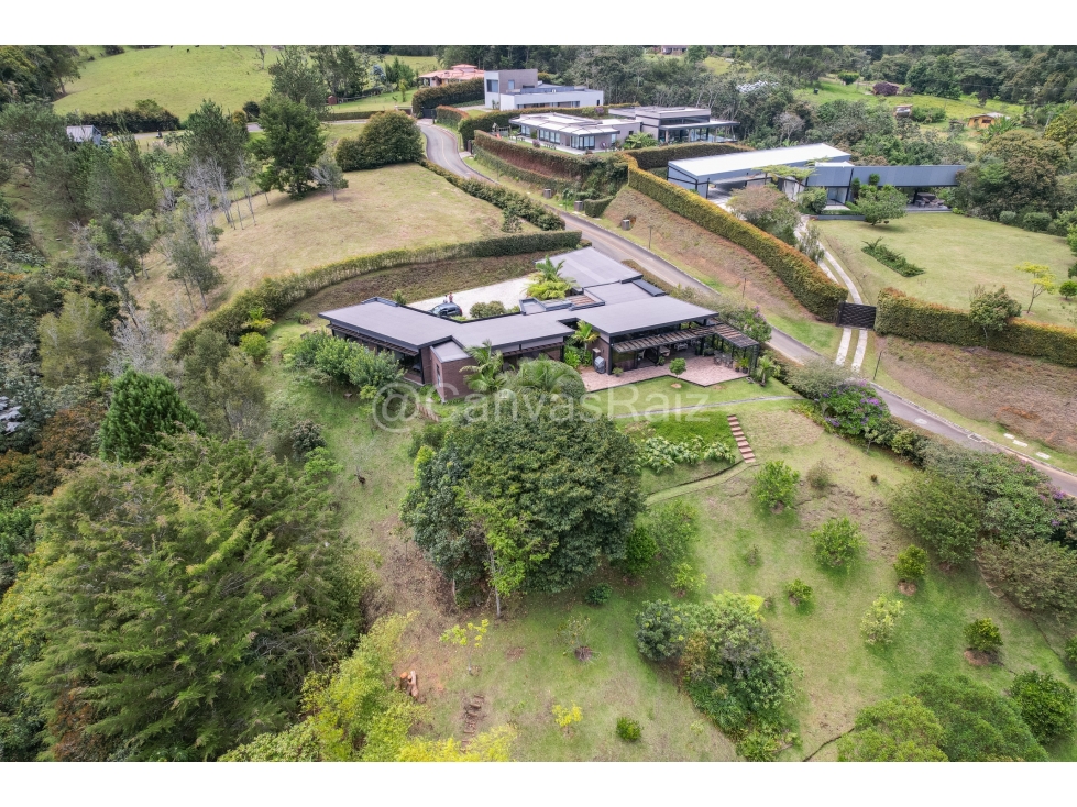 CASA EN PARCELACIÓN VÍA SAN ANTONIO - LA CEJA