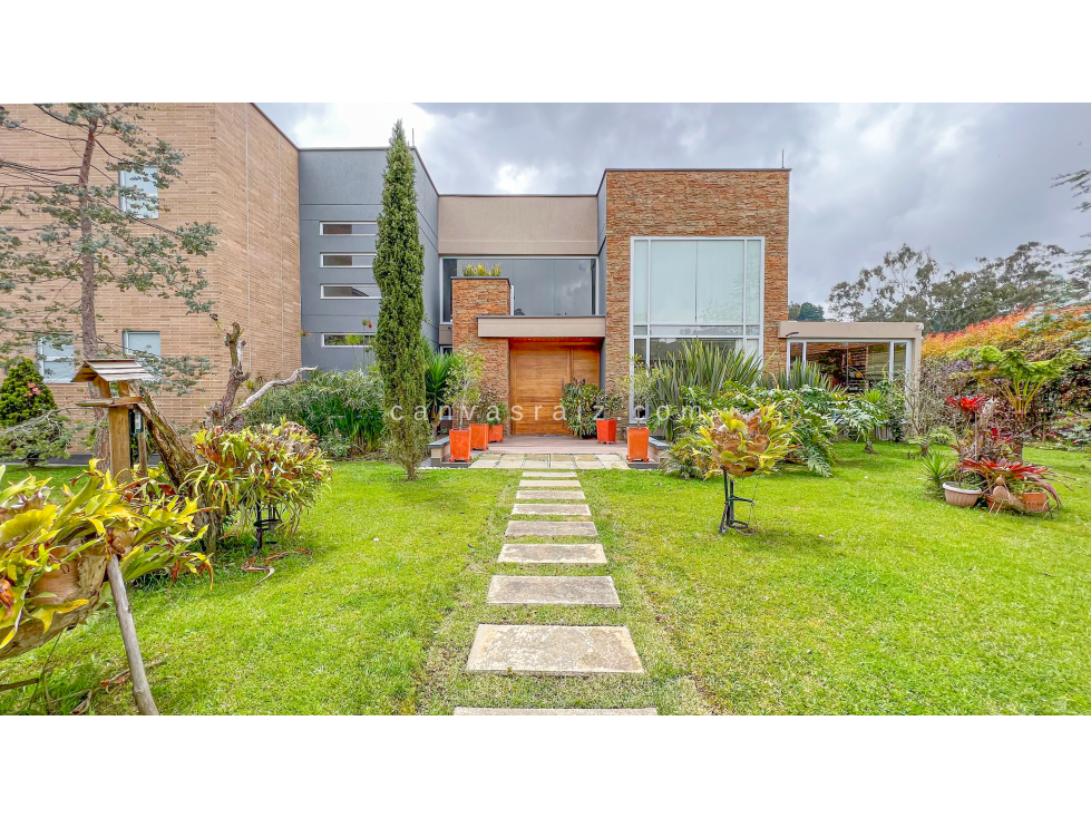 Venta de Casa en Conjunto Campestre Envigado