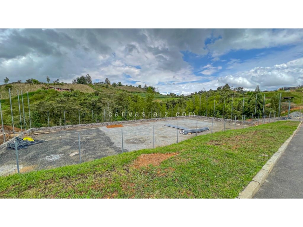 Venta de Lotes en Condominio Marinilla - 3