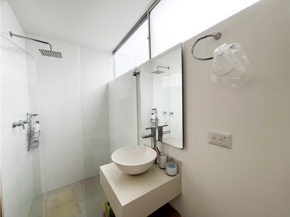 Venta de Casa en Unidad Cerrada Llanogrande - San Antonio — foto 3