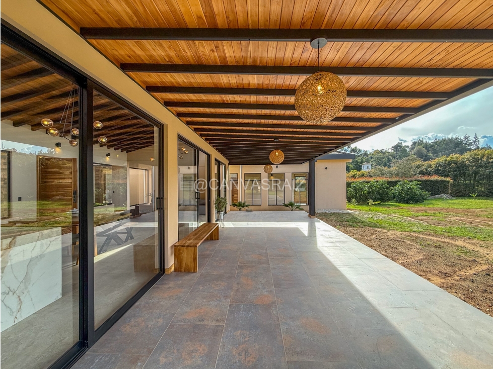 CASA CAMPESTRE EN PARCELACIÓN GUARNE LA CLARITA — foto 4