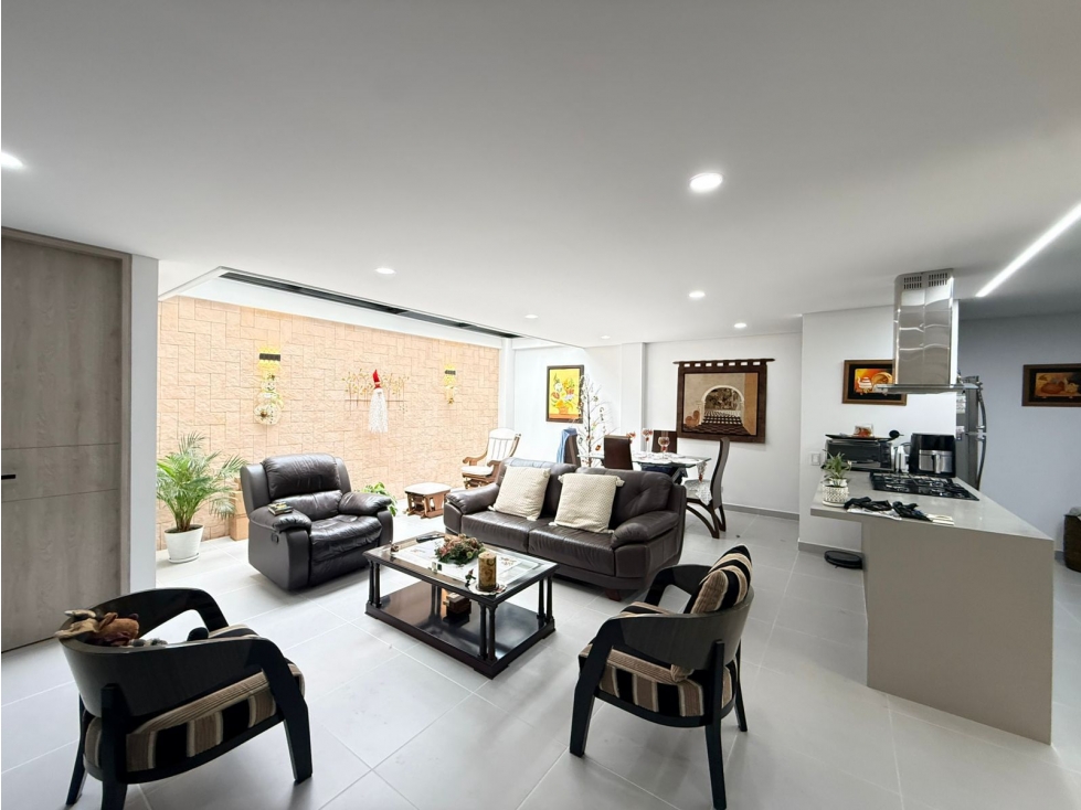 VENTA DE CASA EN UNIDAD CERRADA LLANOGRANDE — foto 3